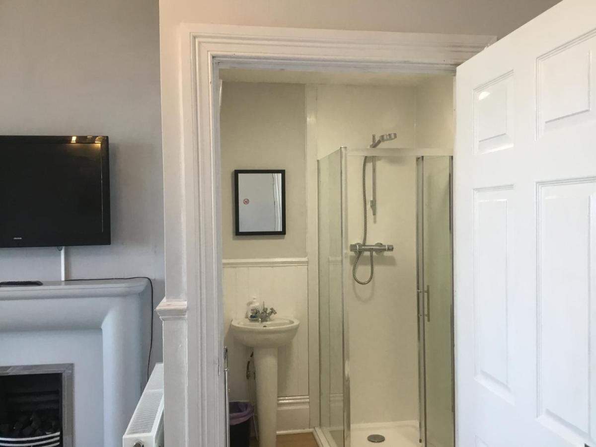 Cara Guesthouse Whitley Bay Εξωτερικό φωτογραφία